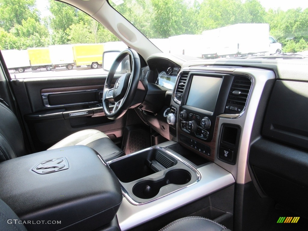 2017 1500 Laramie Crew Cab 4x4 - Bright Silver Metallic / Black photo #42