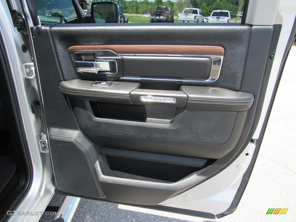 2017 Ram 1500 Laramie Crew Cab 4x4 Black Door Panel Photo #138844517