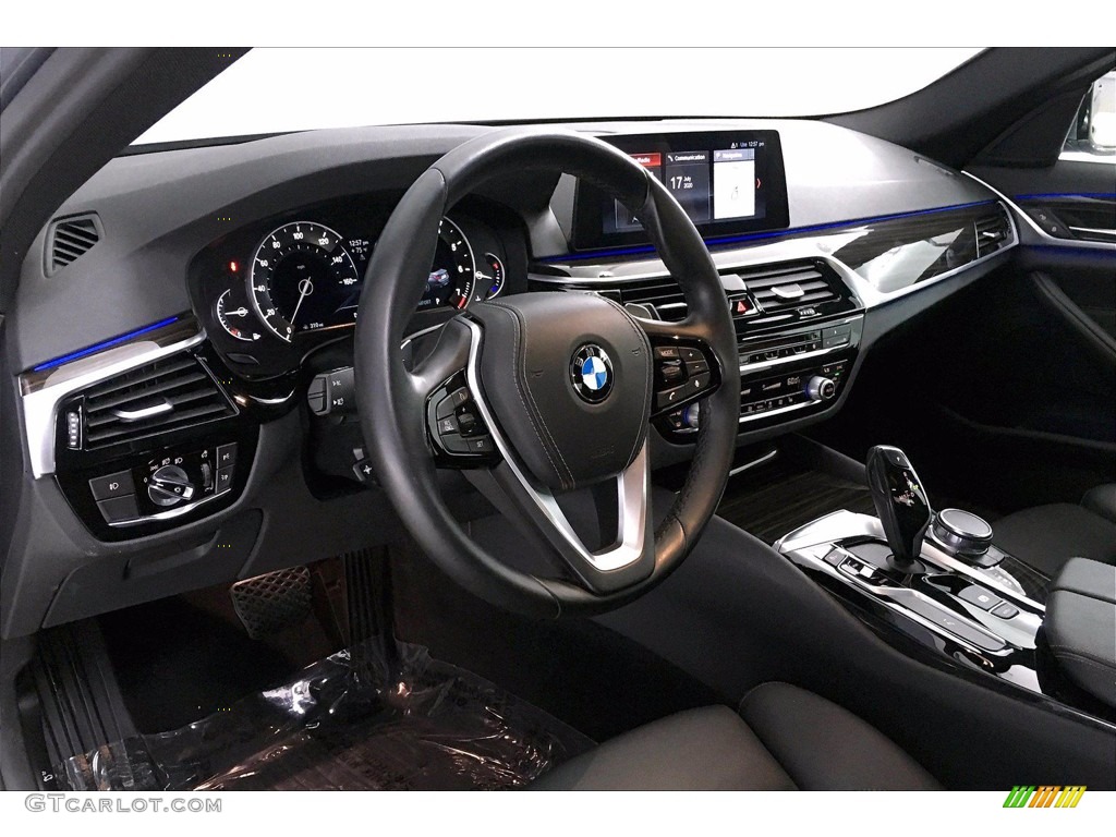 2017 5 Series 540i Sedan - Bluestone Metallic / Black photo #21