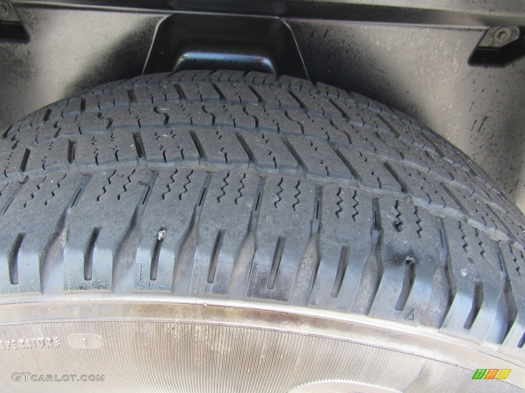 2017 1500 Laramie Crew Cab 4x4 - Bright Silver Metallic / Black photo #62