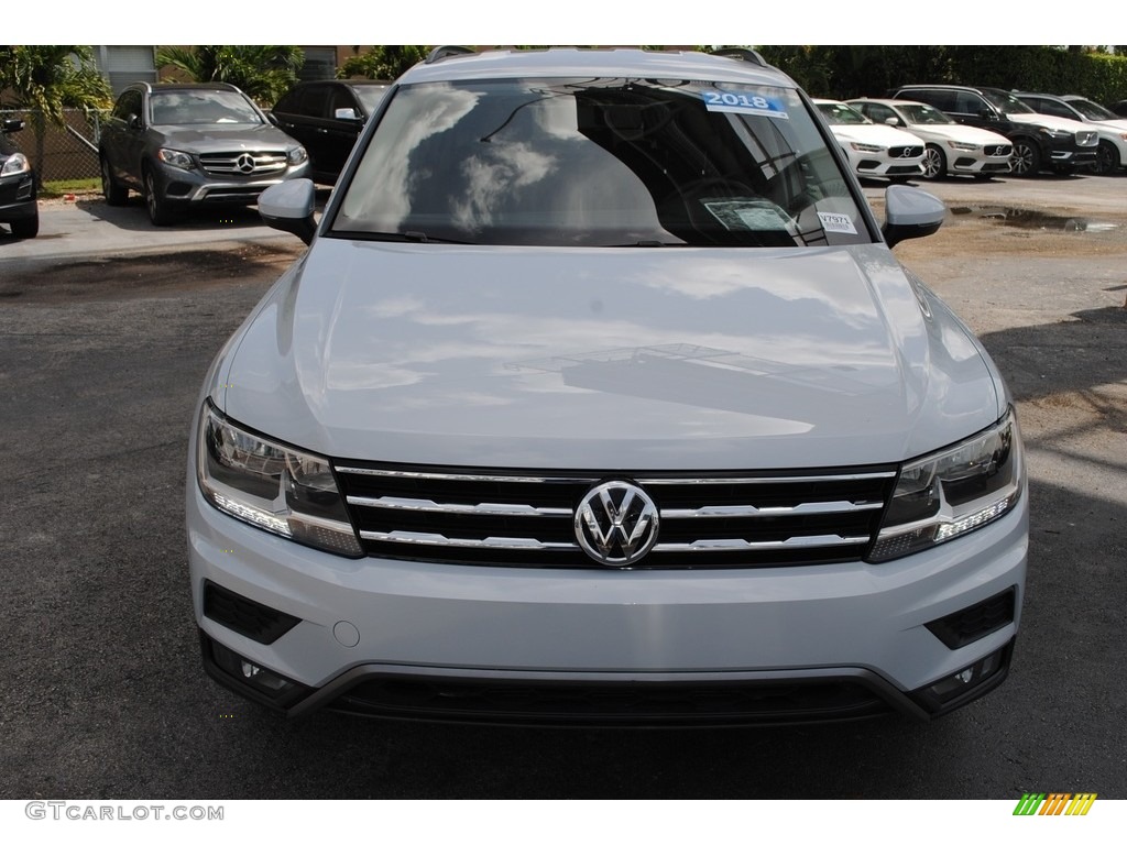 2018 Tiguan S - White Silver Metallic / Titan Black photo #3