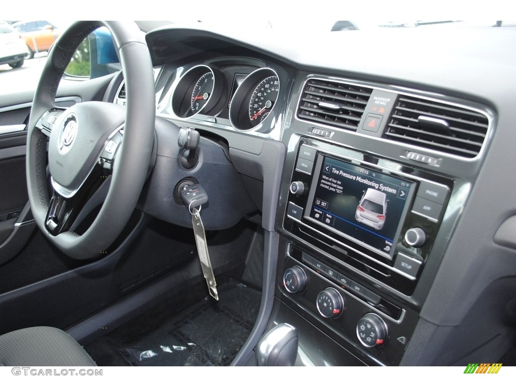 2019 Golf S - Silk Blue Metallic / Titan Black photo #19