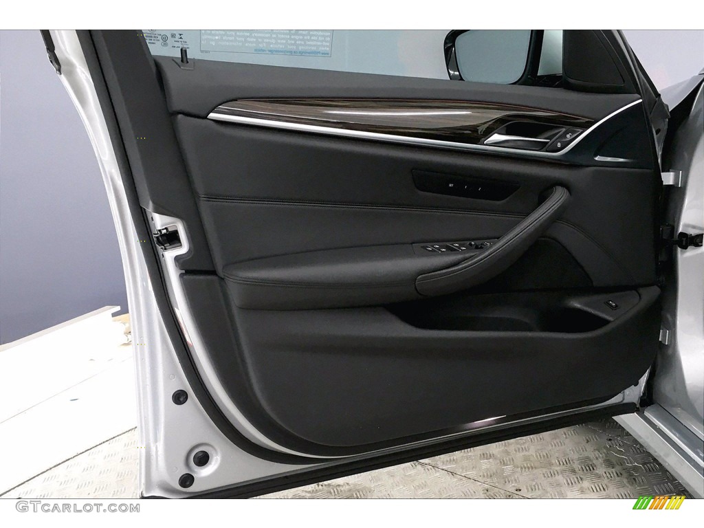 2017 5 Series 530i Sedan - Glacier Silver Metallic / Black photo #23