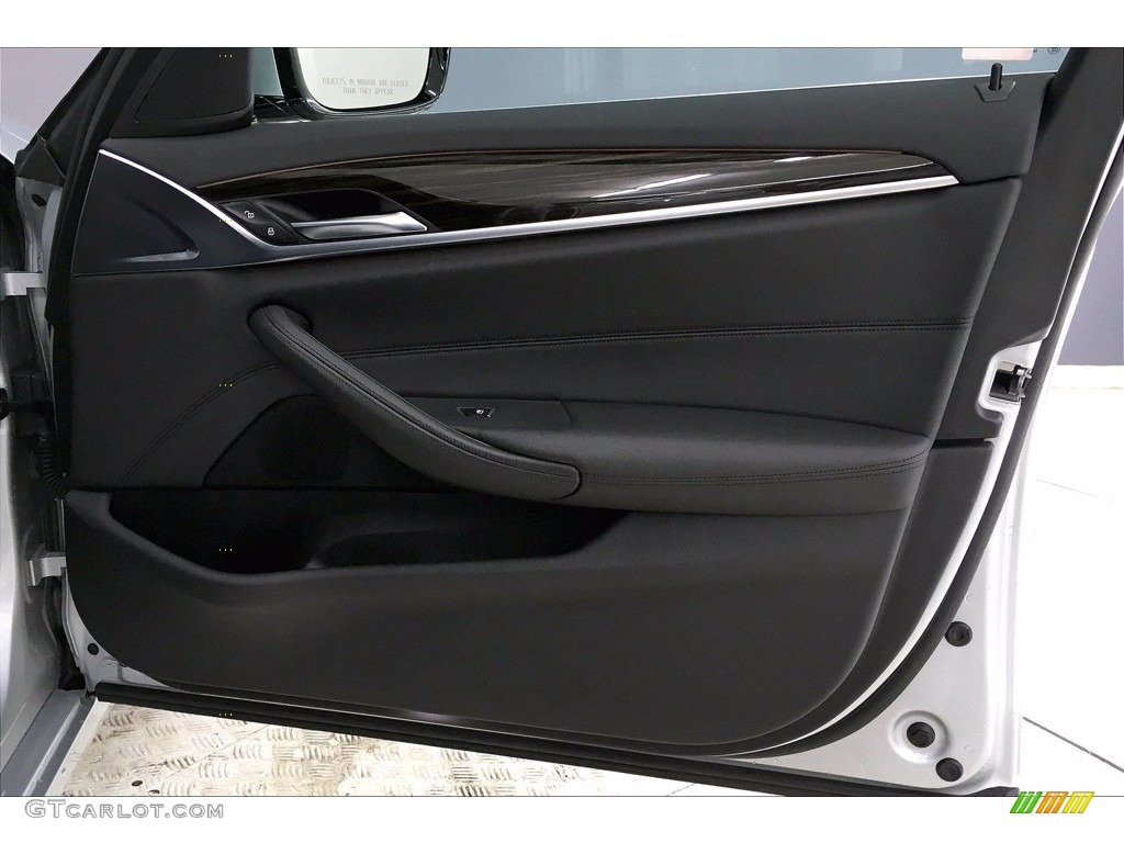 2017 5 Series 530i Sedan - Glacier Silver Metallic / Black photo #24