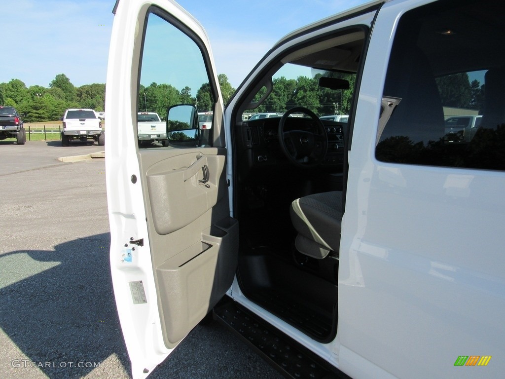 2017 Express 3500 Passenger LT - Summit White / Neutral photo #6