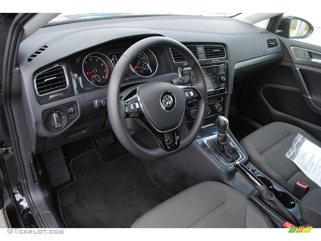 Titan Black Interior 2019 Volkswagen Golf S Photo #138848477