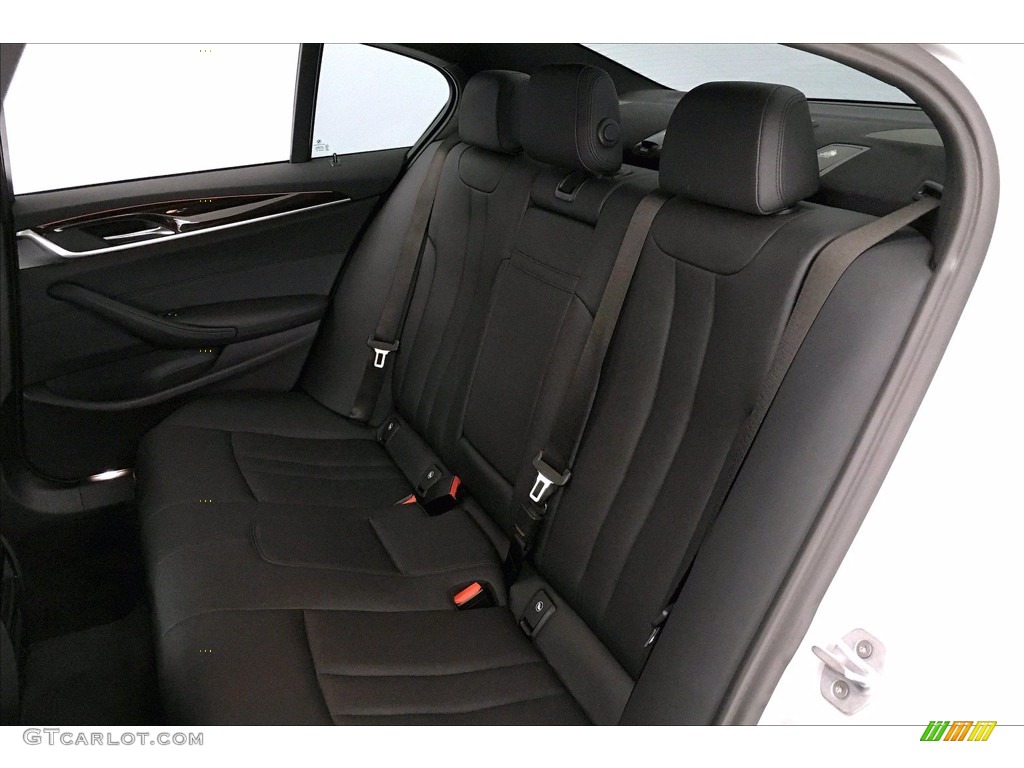 2017 5 Series 530i Sedan - Glacier Silver Metallic / Black photo #30