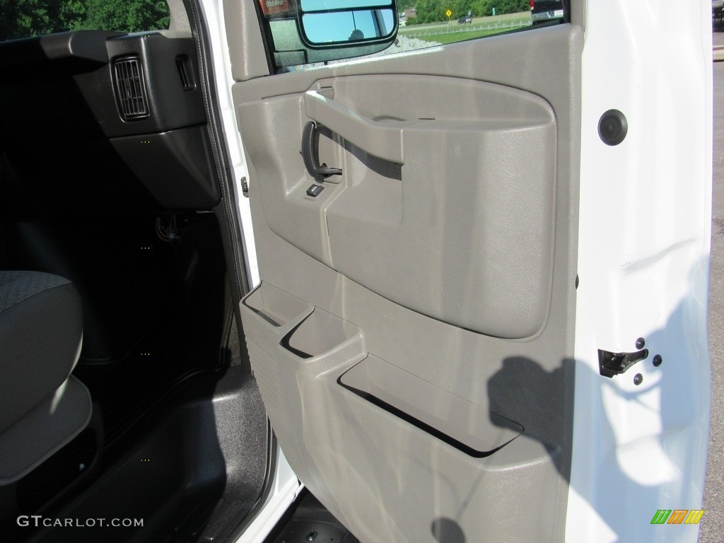 2017 Express 3500 Passenger LT - Summit White / Neutral photo #20