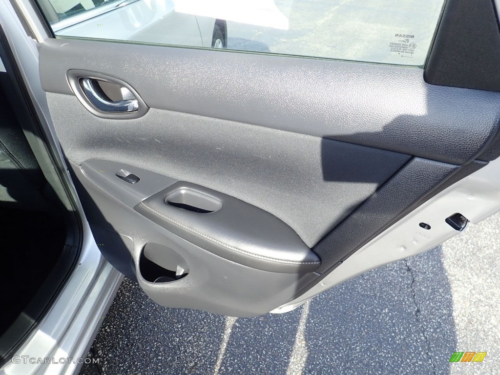 2016 Sentra S - Brilliant Silver / Charcoal photo #18