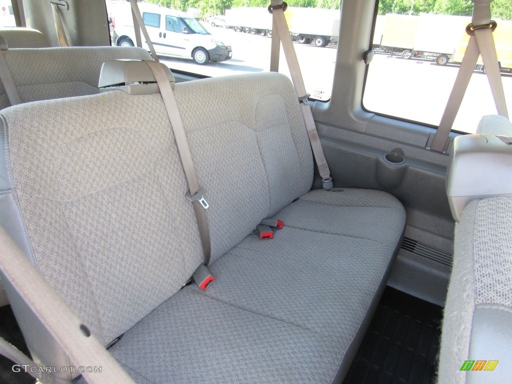 2017 Express 3500 Passenger LT - Summit White / Neutral photo #26