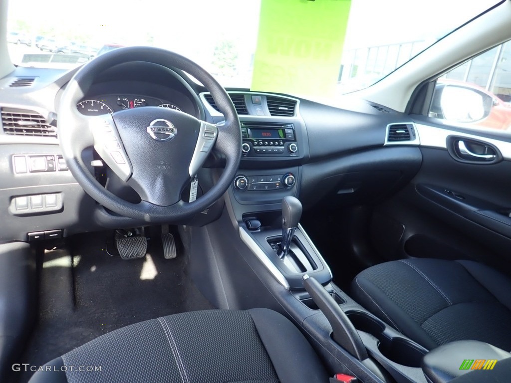 2016 Sentra S - Brilliant Silver / Charcoal photo #21