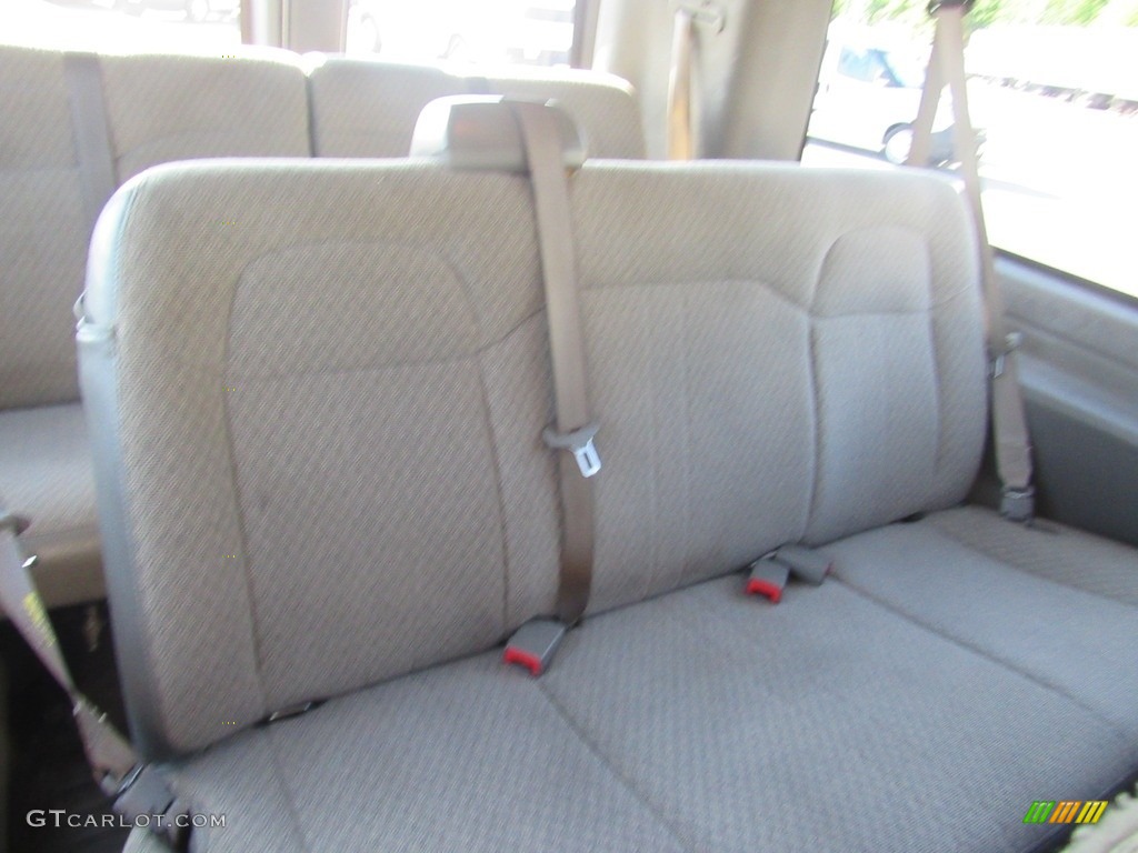 2017 Express 3500 Passenger LT - Summit White / Neutral photo #27