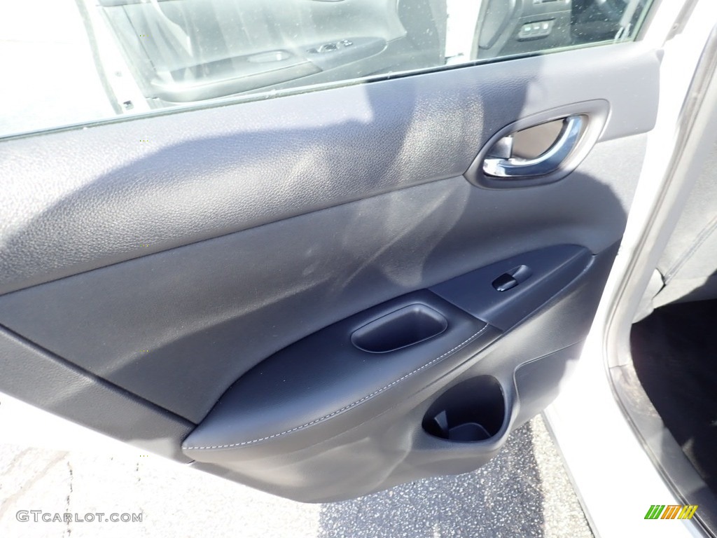 2016 Sentra S - Brilliant Silver / Charcoal photo #22