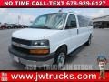 Summit White 2017 Chevrolet Express 3500 Passenger LT
