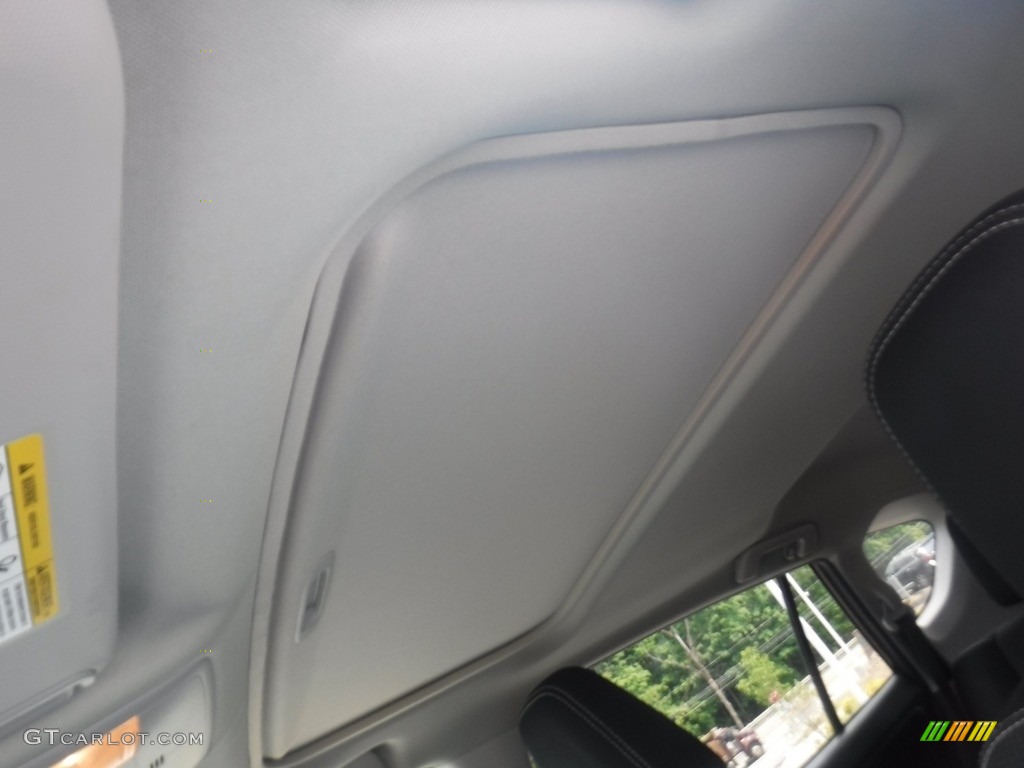 2017 RAV4 XLE AWD - Black Current Metallic / Black photo #16