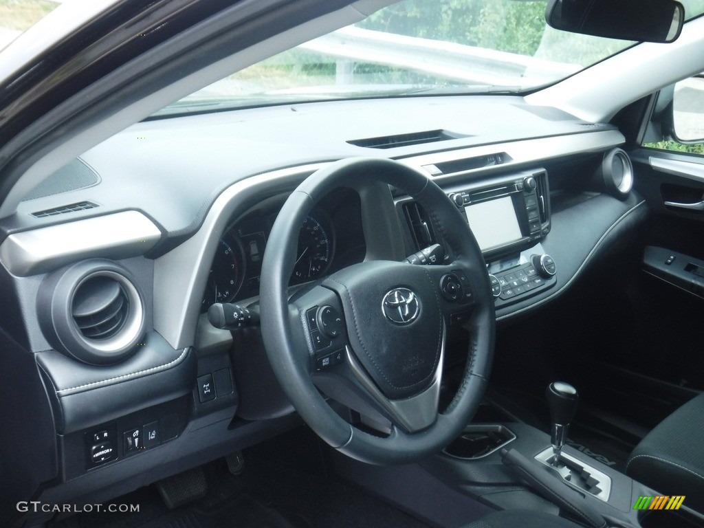 2017 RAV4 XLE AWD - Black Current Metallic / Black photo #17