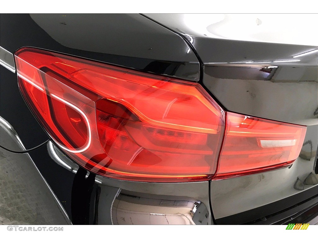 2017 5 Series 530i Sedan - Jet Black / Canberra Beige photo #27