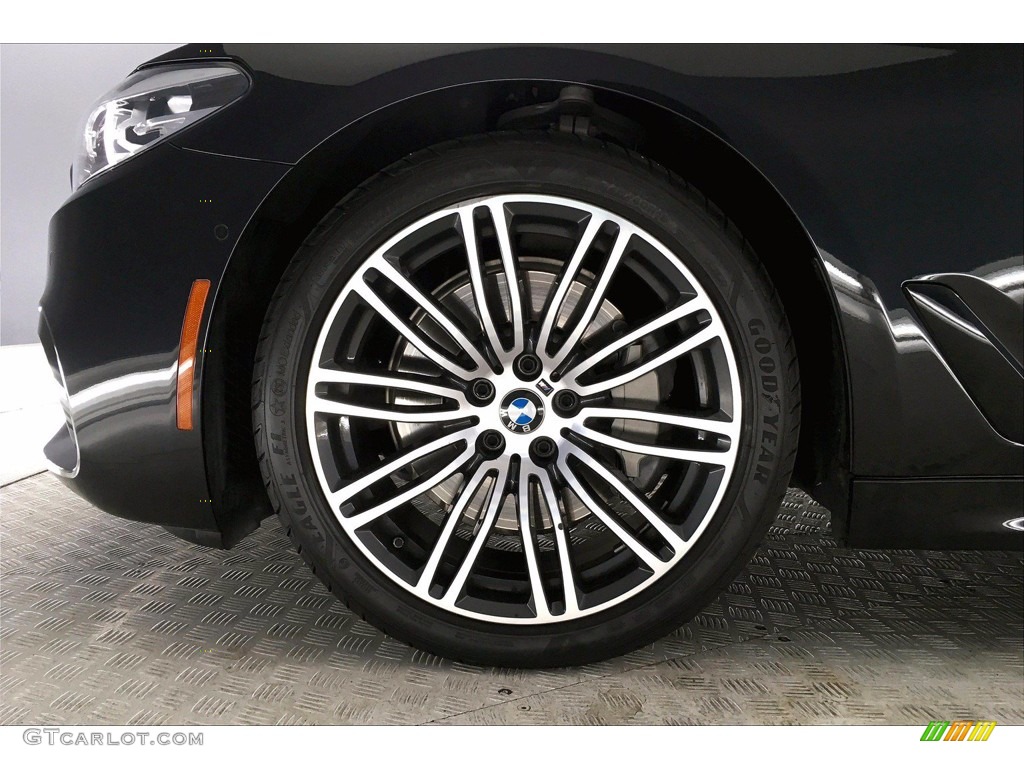 2017 5 Series 530i Sedan - Black Sapphire Metallic / Black photo #8