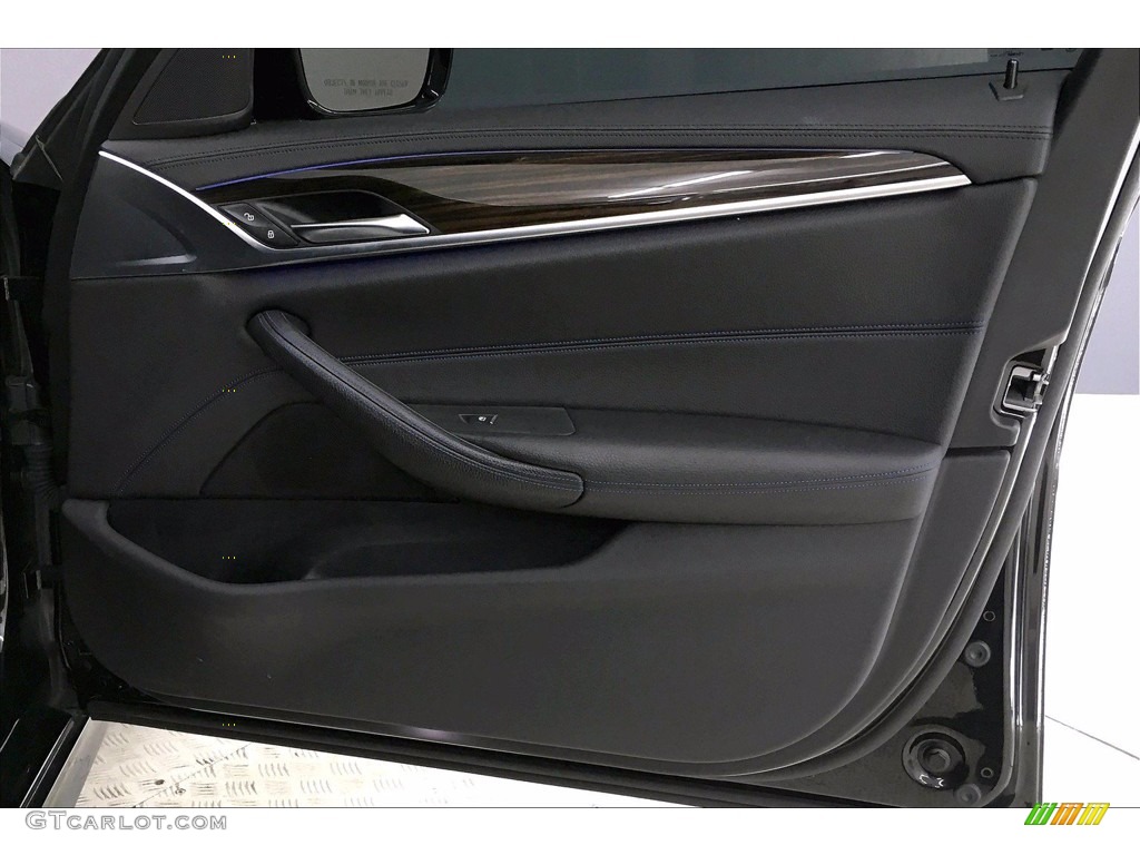 2017 5 Series 530i Sedan - Black Sapphire Metallic / Black photo #24