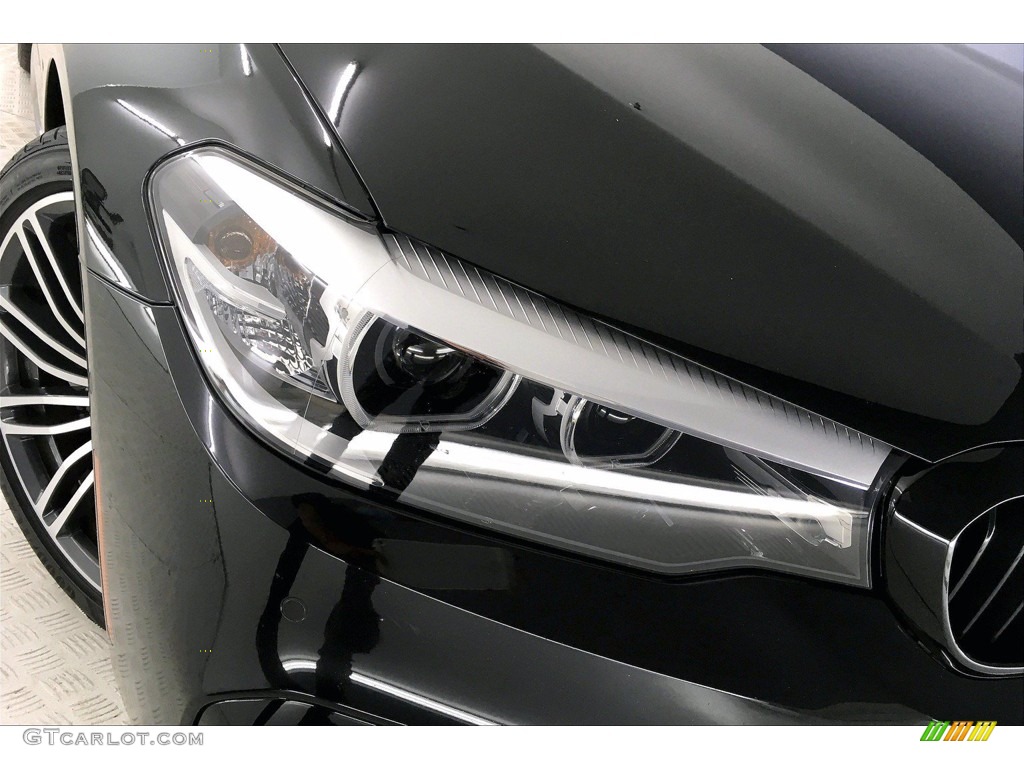 2017 5 Series 530i Sedan - Black Sapphire Metallic / Black photo #26