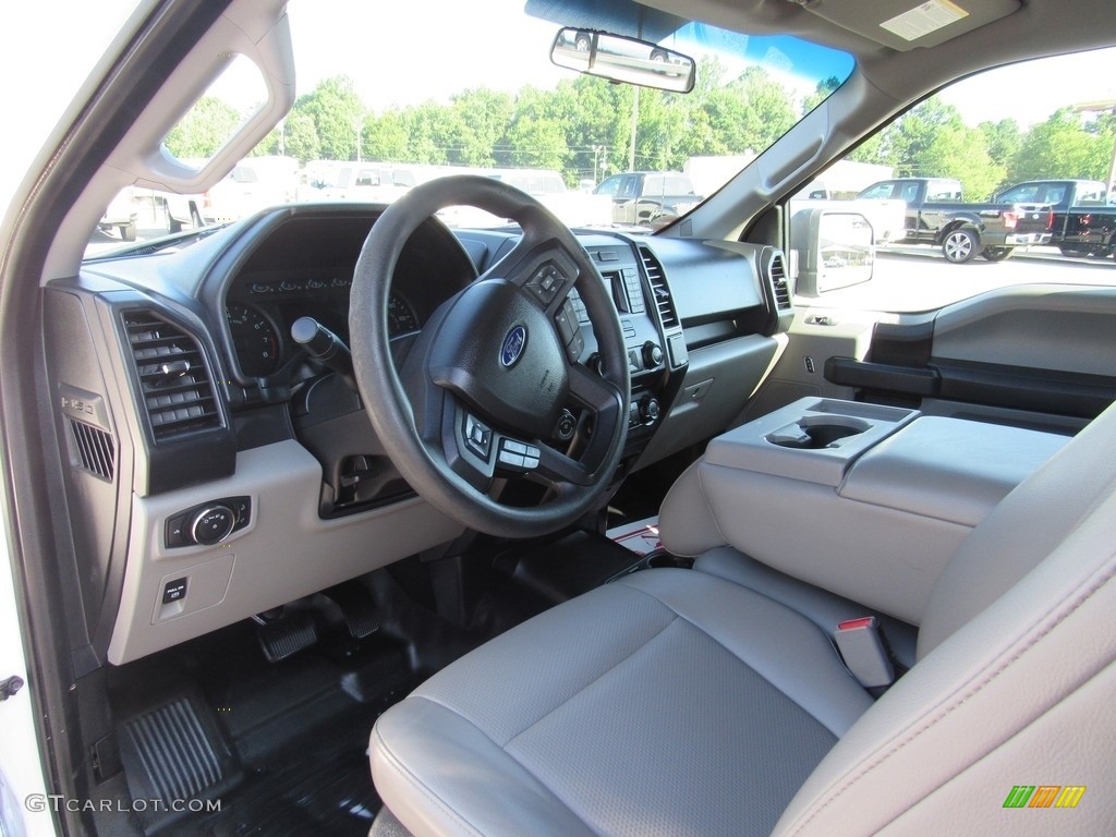 2016 F150 XL SuperCrew - Oxford White / Medium Earth Gray photo #15