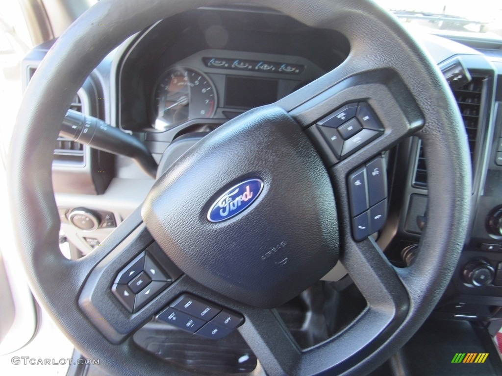 2016 F150 XL SuperCrew - Oxford White / Medium Earth Gray photo #18