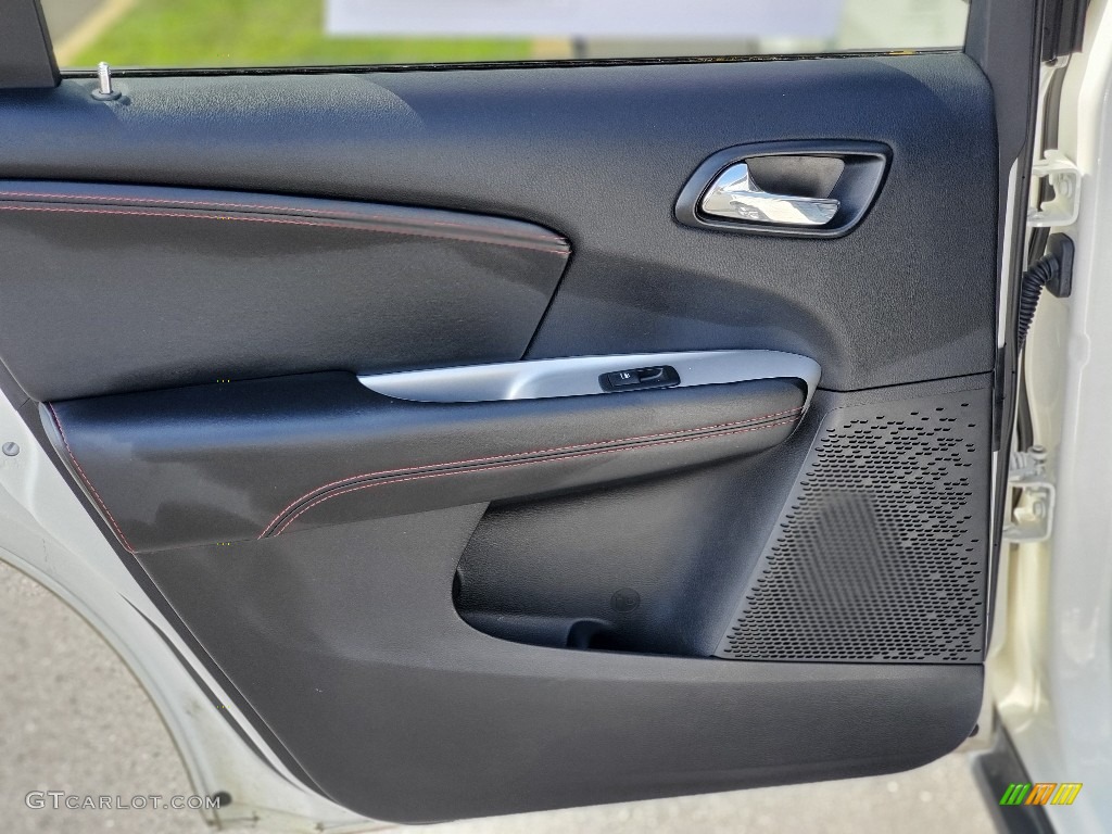 2019 Dodge Journey GT AWD Door Panel Photos