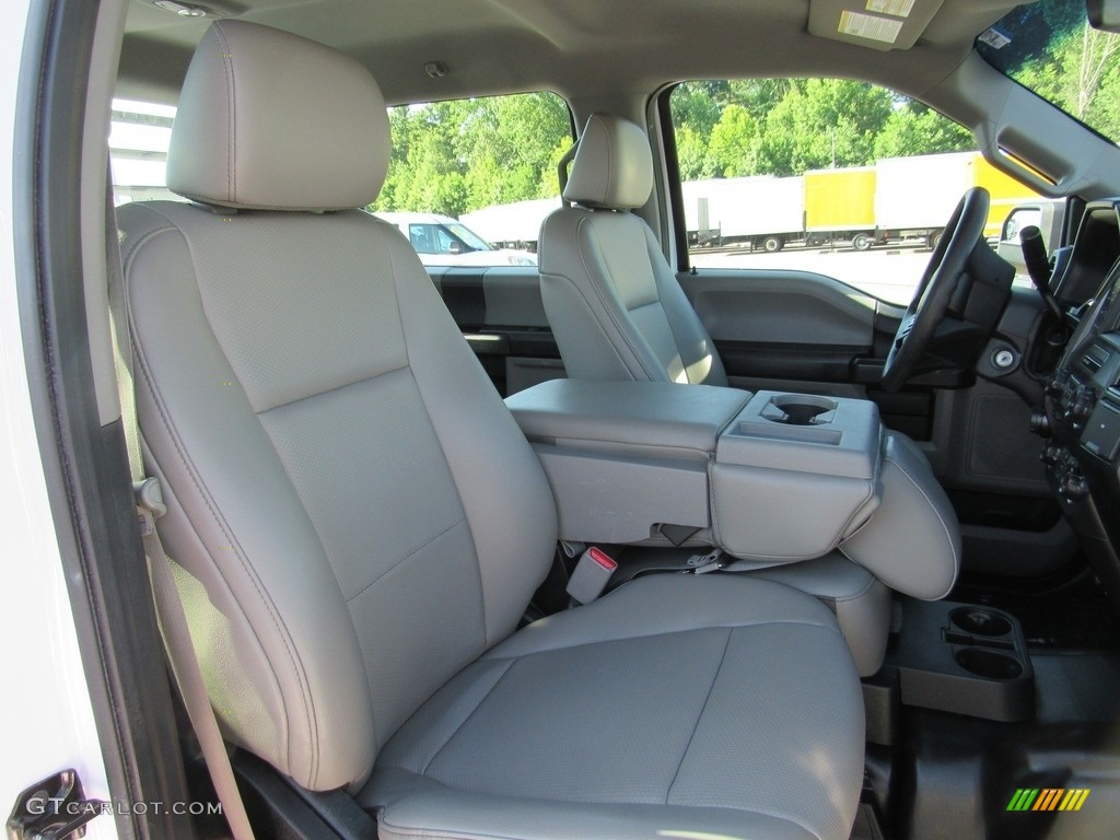 2016 F150 XL SuperCrew - Oxford White / Medium Earth Gray photo #36