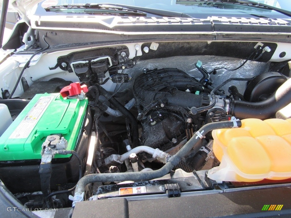 2016 F150 XL SuperCrew - Oxford White / Medium Earth Gray photo #46