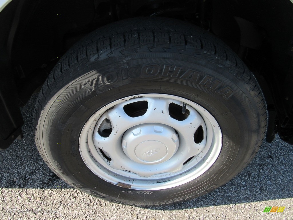 2016 F150 XL SuperCrew - Oxford White / Medium Earth Gray photo #54