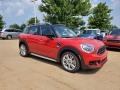 Chili Red - Countryman Cooper S All4 Photo No. 1