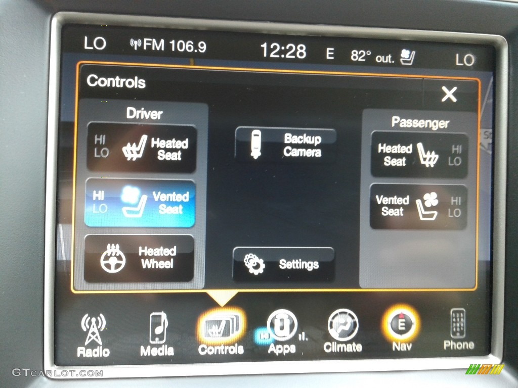 2017 Grand Cherokee Overland 4x4 - Bright White / Brown/Light Frost Beige photo #26