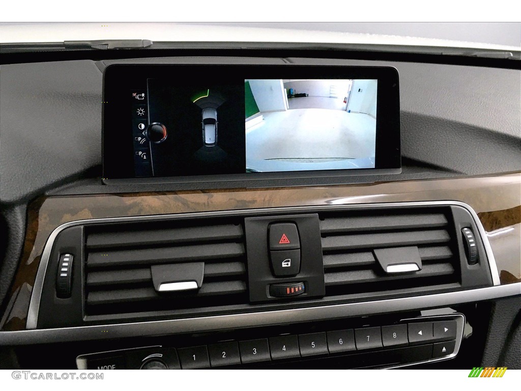 2017 BMW 3 Series 330i xDrive Sports Wagon Controls Photo #138861299