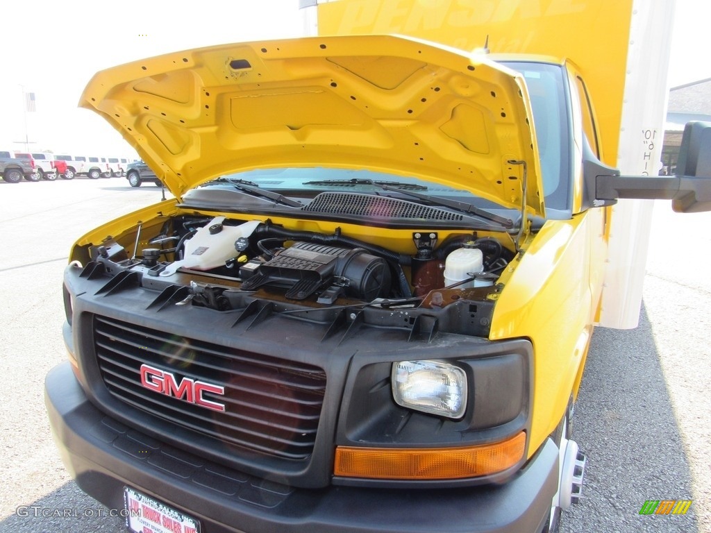 2015 Savana Cutaway 3500 Commercial Moving Truck - Yellow / Pewter photo #32