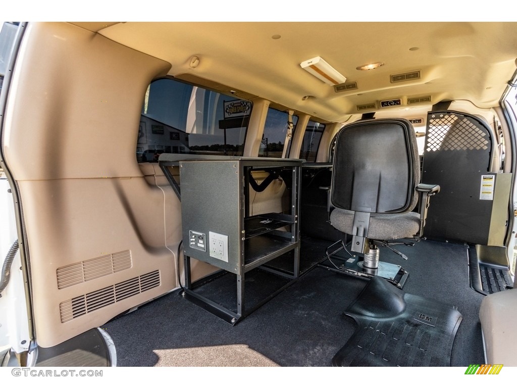 2011 Express LT 3500 Passenger Van - Summit White / Neutral photo #4