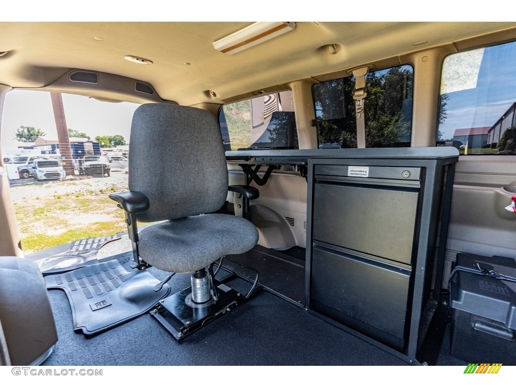 2011 Express LT 3500 Passenger Van - Summit White / Neutral photo #5