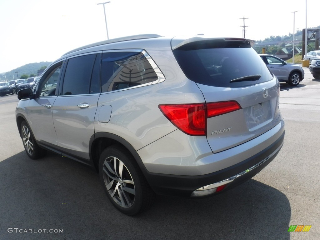 2016 Pilot Touring AWD - Lunar Silver Metallic / Gray photo #6
