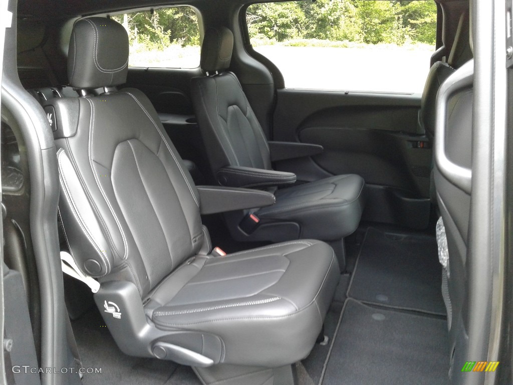 2020 Chrysler Pacifica Touring L Rear Seat Photo #138877997
