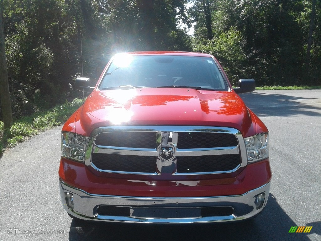 2020 1500 Classic Tradesman Crew Cab 4x4 - Flame Red / Black/Diesel Gray photo #3