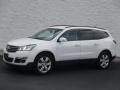 Summit White - Traverse LT AWD Photo No. 2