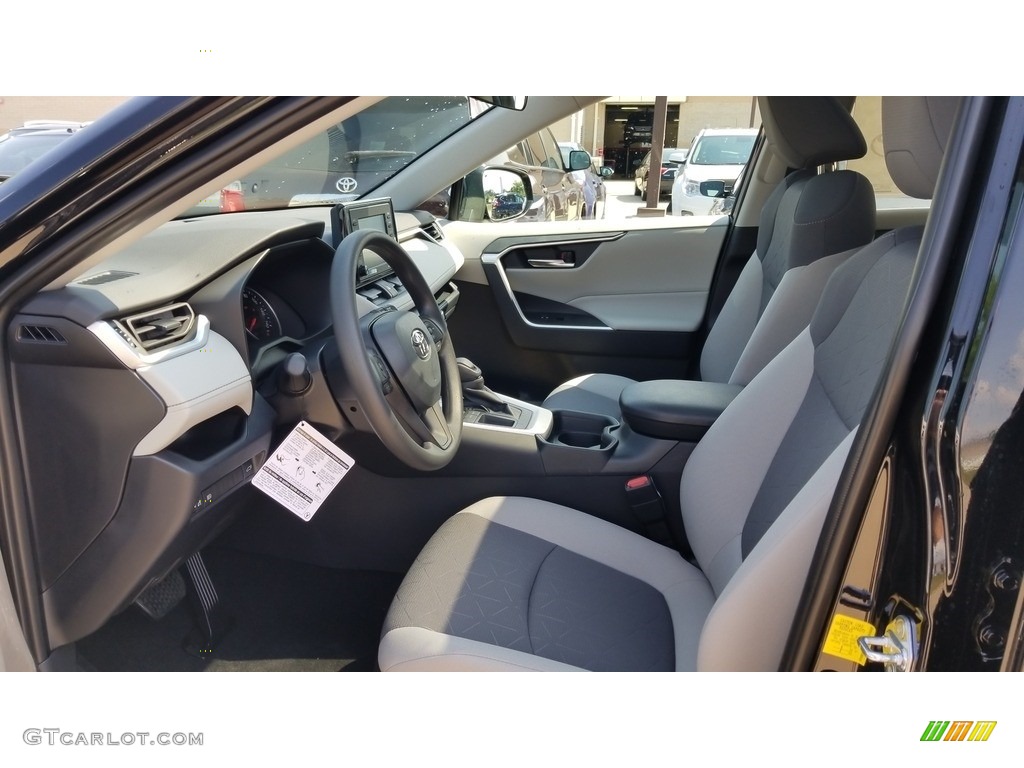 Light Gray Interior 2020 Toyota RAV4 XLE Photo #138884762