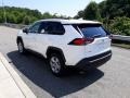 Super White - RAV4 XLE AWD Photo No. 2