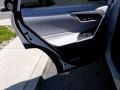 Super White - RAV4 XLE AWD Photo No. 28
