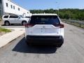 Super White - RAV4 XLE AWD Photo No. 34