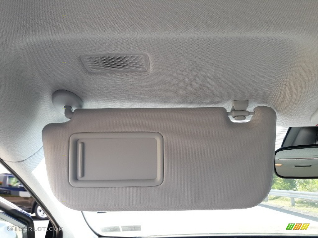 2020 Prius LE - Magnetic Gray Metallic / Moonstone photo #15