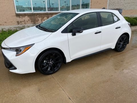 2020 Toyota Corolla Hatchback SE Nightshade Edition Hatchback Data, Info and Specs