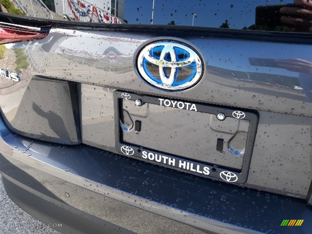2020 Prius LE - Magnetic Gray Metallic / Moonstone photo #33
