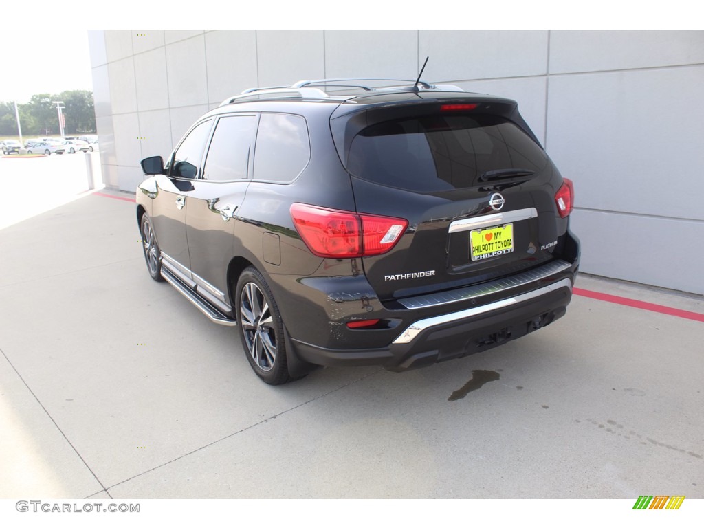 2017 Pathfinder Platinum - Magnetic Black / Charcoal photo #6