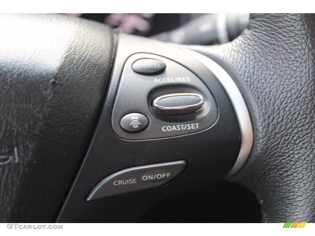 2017 Pathfinder Platinum - Magnetic Black / Charcoal photo #12