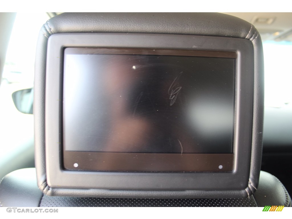 2017 Pathfinder Platinum - Magnetic Black / Charcoal photo #20